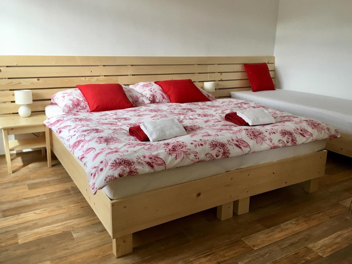 Apartmany A Ubytovani Mlynice Літовел Екстер'єр фото