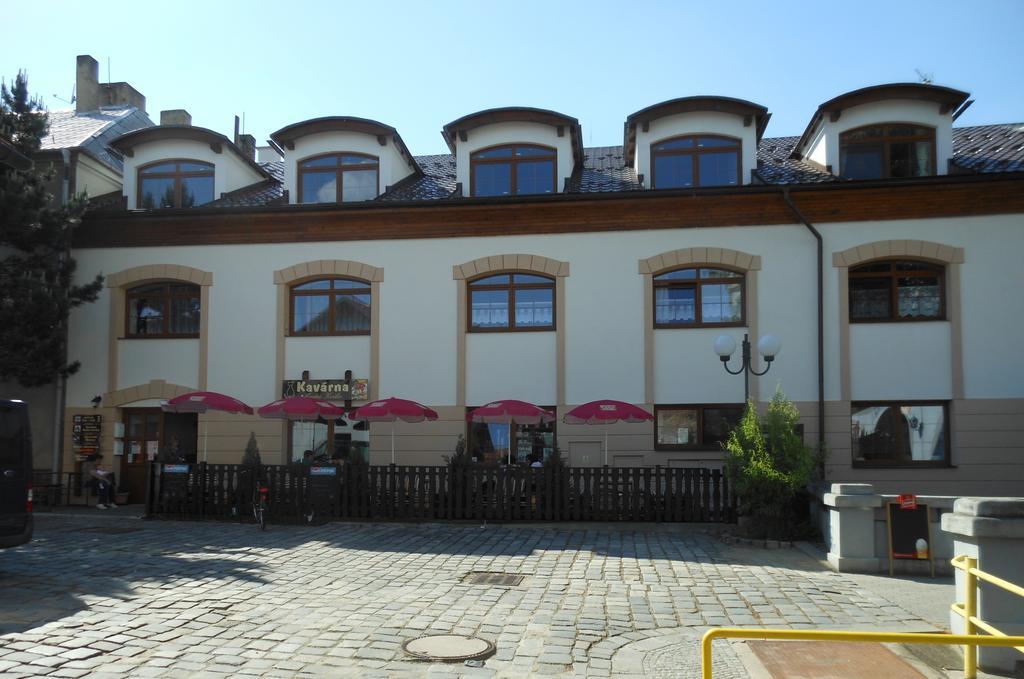 Apartmany A Ubytovani Mlynice Літовел Екстер'єр фото