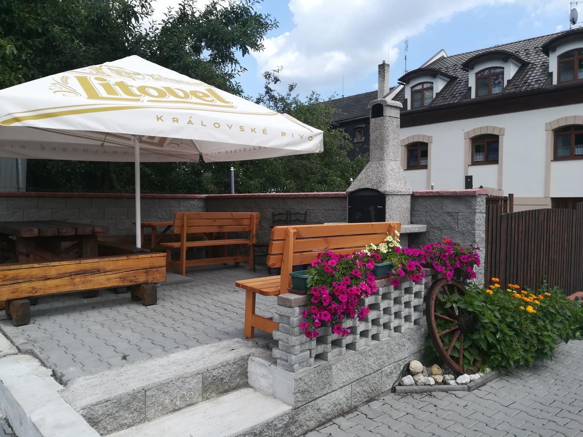 Apartmany A Ubytovani Mlynice Літовел Екстер'єр фото