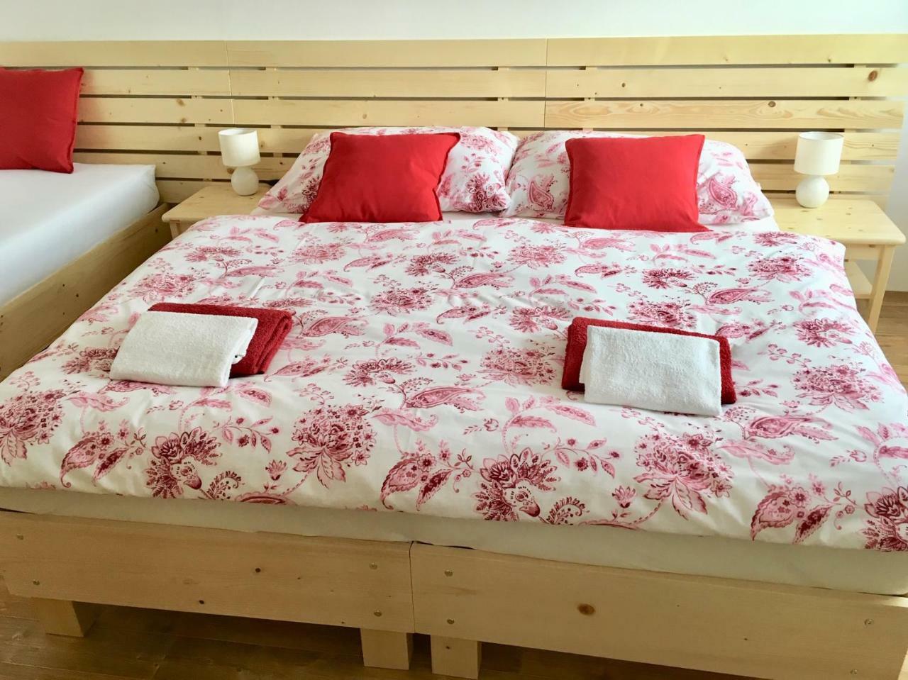Apartmany A Ubytovani Mlynice Літовел Екстер'єр фото