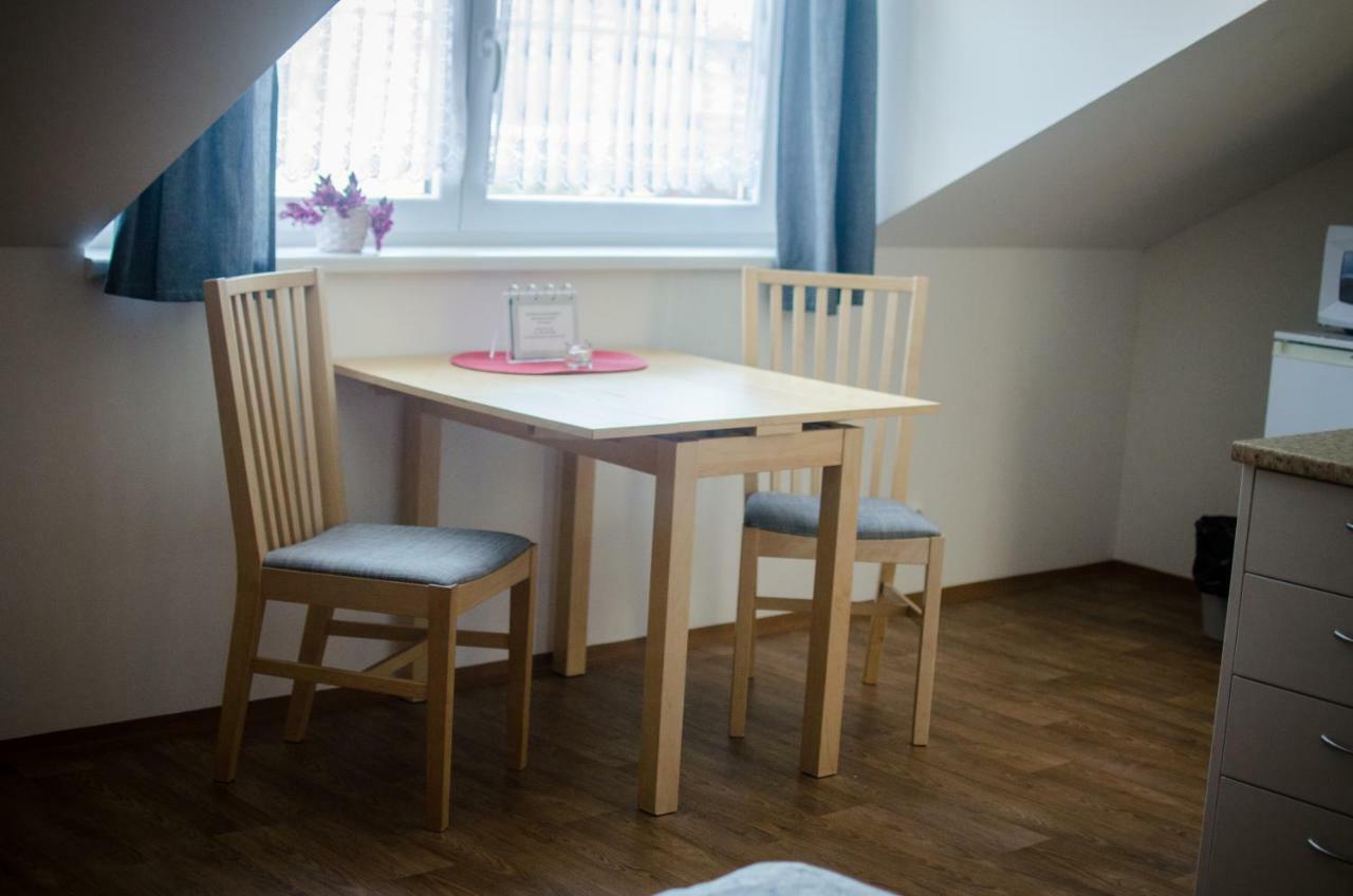 Apartmany A Ubytovani Mlynice Літовел Екстер'єр фото