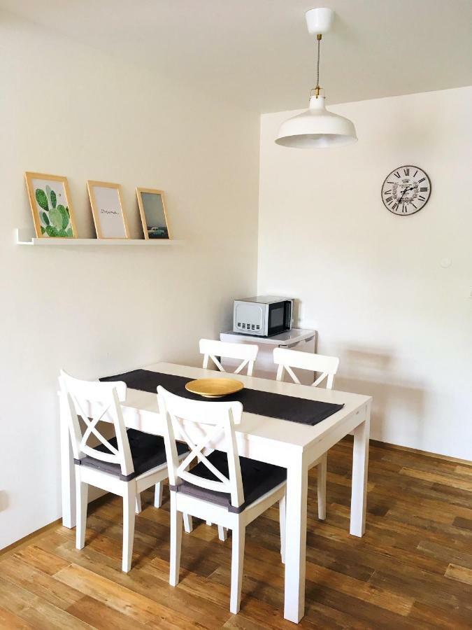 Apartmany A Ubytovani Mlynice Літовел Екстер'єр фото